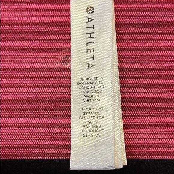 ATHLETA Cloudlight Stratus Top Dragonfruit Stripe Women’s Size Small - Picture 6 of 7